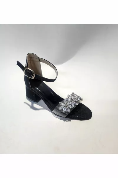 Children's heels, black glitter with closed back, transparent banded stone
