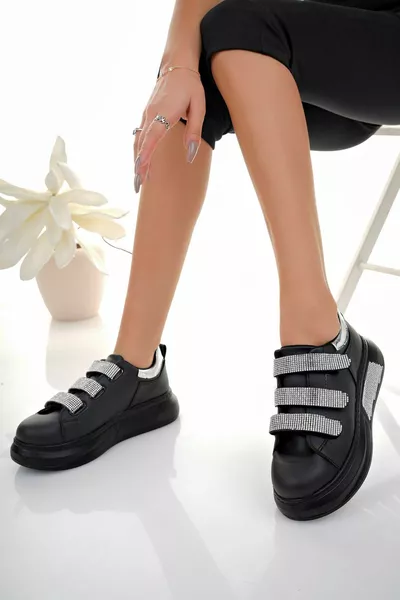 Black Women's Shoes with Padded Sole Stone