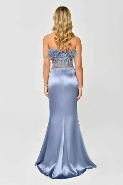 Без презрамки талията прозрачна сатенена дълга вечерна рокля