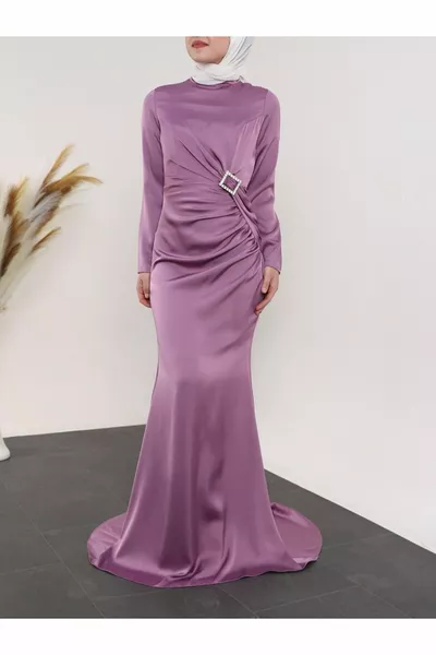 Abito da sera in raso dettagliato Stone Taka con coulisse laterale