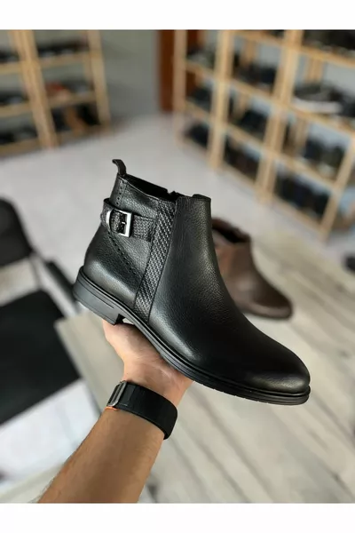 أحذية كلاسيكية من الجلد الطبيعي