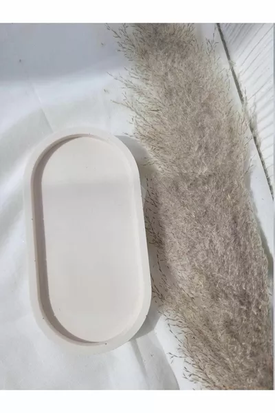 White Booth Decor Presentation