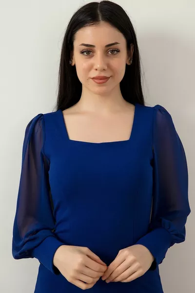 فستان شيفون بأكمام 