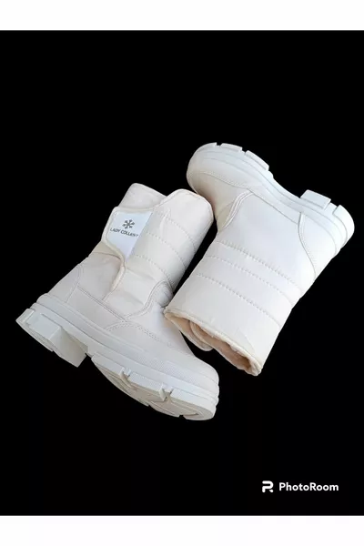 المرأة عارضة في الدورة الحرارية عدم الانزلاق وحيد الفيلكرو أحذية الثلج النسائية