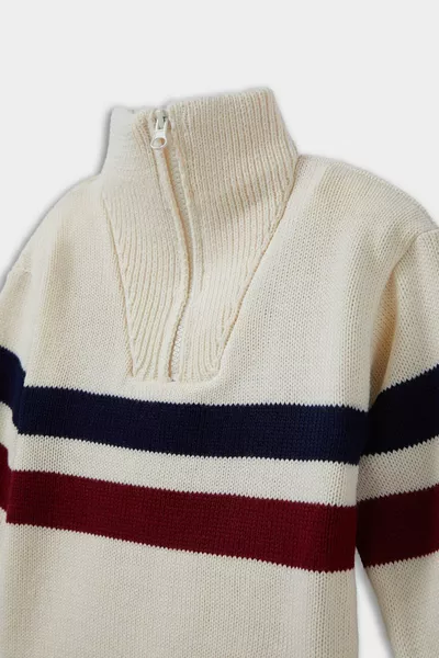 Boys' Stand Collar Zippered Striped Knit Sweater wn