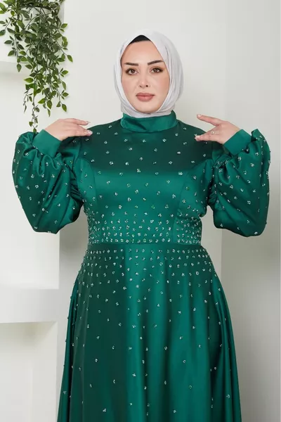 ВЕЧЕРНИ РОКЛИ ОТ САТЕНЕН КАМЪК