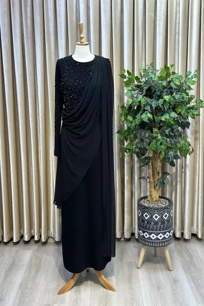 الشيفون والحجر مفصلة بالإضافة إلى حجم الحجاب مساء اللباس