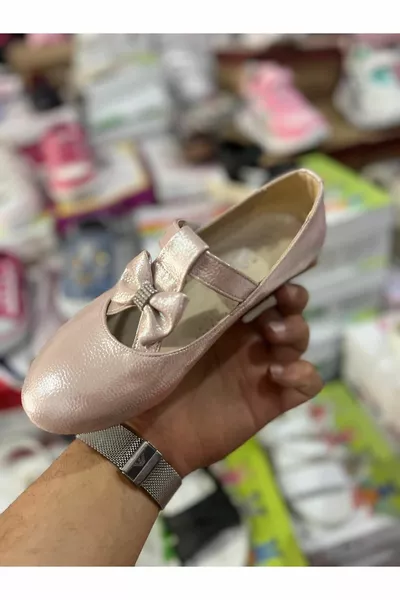 ДЕТСКИЕ БАЛЕТКИ С БЛЕСТЯЩИМИ ЛЕНТАМИ