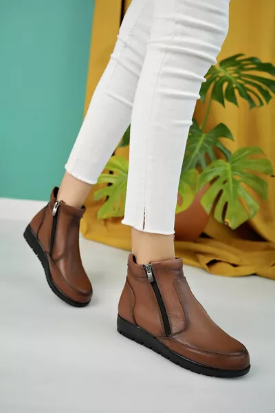 KADIN HAKİKİ DERİ KAUÇUK TABANLI  ORTAPEDİK ANOTOMİK GÜNLÜK ÇOK HAFİF BOT 