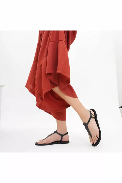 Sandales Bodrum pour femmes en cuir véritable noir faites à la main - 