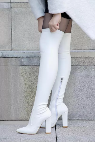 Mendoza Stivali Elasticizzati Da Donna In Pelle Bianca Al Ginocchio Tacchi Spessi
