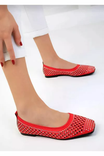 شقق الباليه الحجرية النسائية