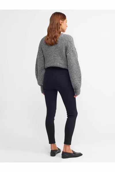  إنزيم غسل السلطة ليكرا السراويل الأسود