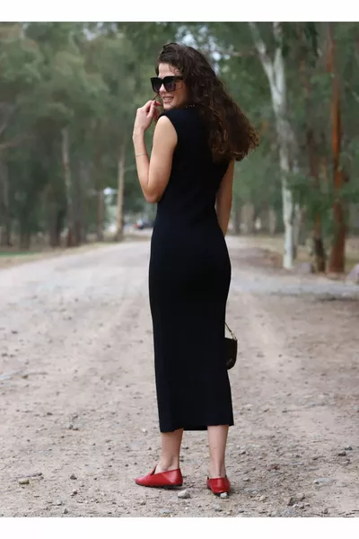 قلم رصاص اللباس طاقم الرقبة