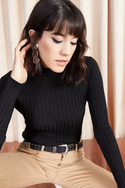 المرأة السوداء نصف صياد لامعة نسيج سترة متماسكة 