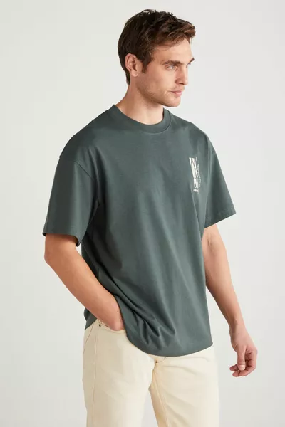 Antonio Herren Print Detail % Bio-Baumwolle gestricktes Oversize-T-Shirt in Grün