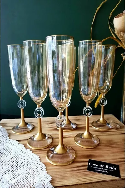 Бокал с меден цвят Amore за 6 души