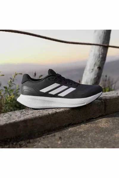 Chaussures Running & Training Femme Noir  Runfalcon 5