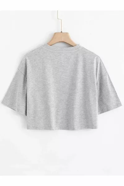 Kurzes schwarzes T-Shirt -