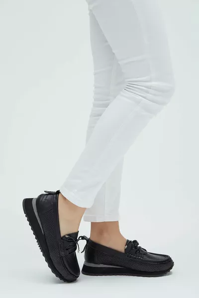 Женские лоферы из натуральной кожи   Bn Ayk 