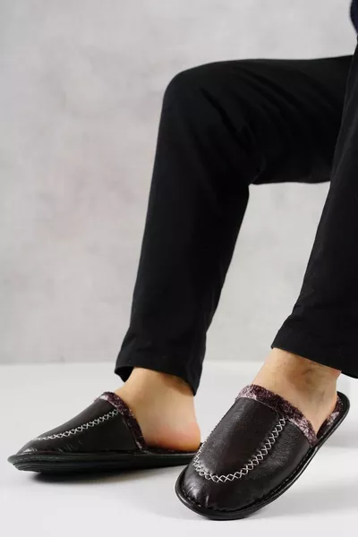 شباشب منزل رجالي جلد تبدو بنية