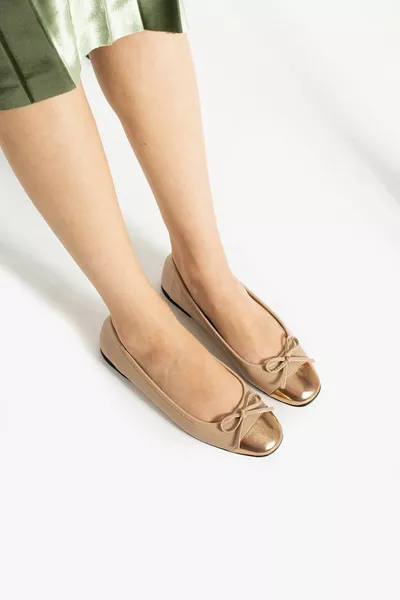 Elegant Nude Ballet Flats