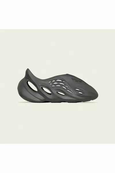 صنادل Yeezy Foam Runner "Carbon" صنادل رياضية رجالية كاجوال