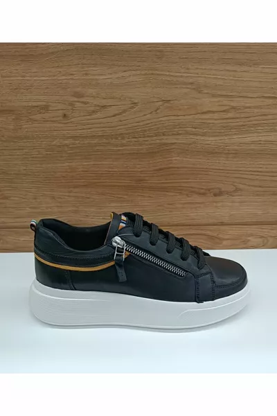  Schwarze lässige Damenschuhe aus echtem Leder