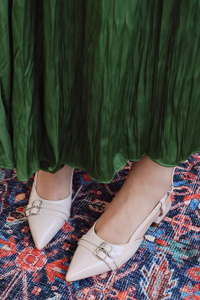 Di più Vernice Schiena Aperta Punta A Punta Cappello Tacchi Corti Scarpe Mary Jane Scarpe Da Donna