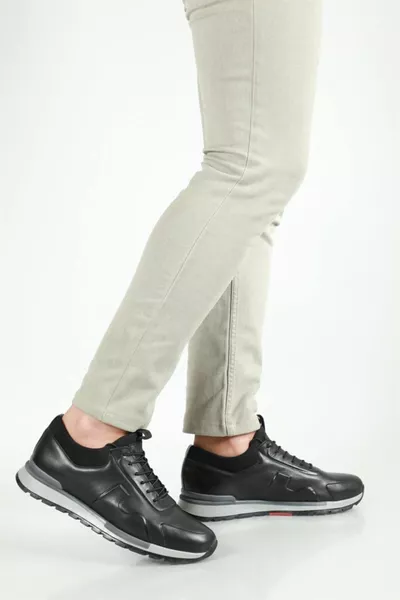 جلد العظام الأسود ناتا سنيكرز رجالي 