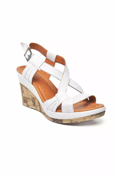 صنادل جلدية مبطنة بقشرة لوريانا بيضاء للسيدات