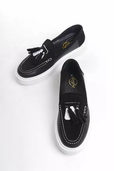 ماري نموذج شرابات جلدية طبيعية سميكة النعل عارضة المرأة المتسكع