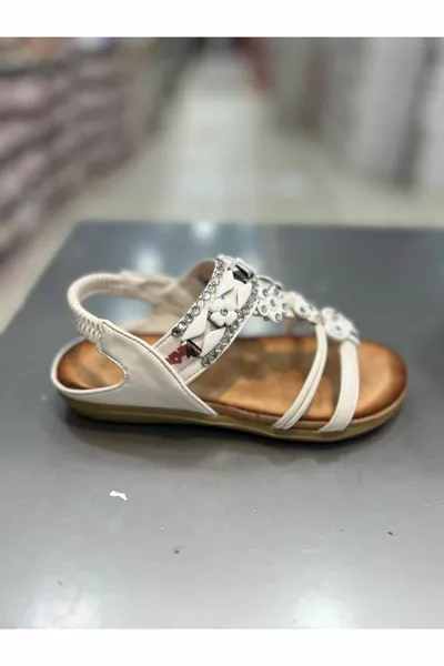Stylische Kindersandalen mit Mädchen Steinen