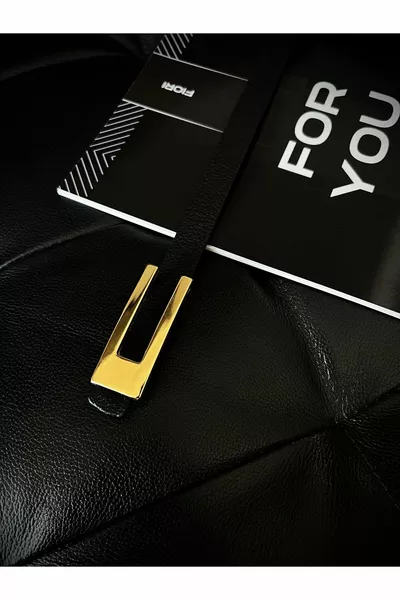 Ceinture femme noire design slim avec boucle dorée, ceinture de veste, ceinture de chemise, ceinture habillée