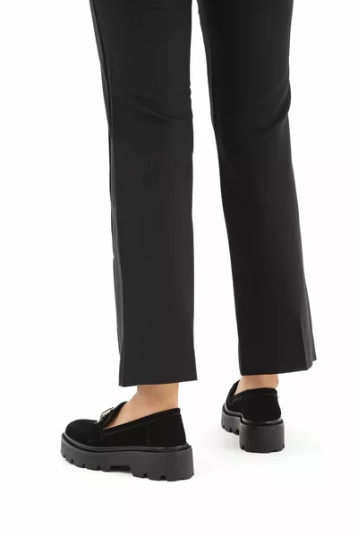 حذاء لوفر نباتي نسائي  مليار Ayk /