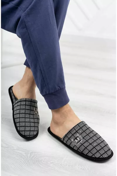 شباشب منزلية للرجال مع شباشب شتوية مزروعة