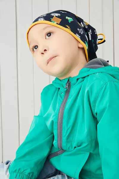 قطن ، طبقة مزدوجة ، ناعم ، ممشط ، أزرق كحلي - أصفر قبعة صغيرة مصنوعة يدويا