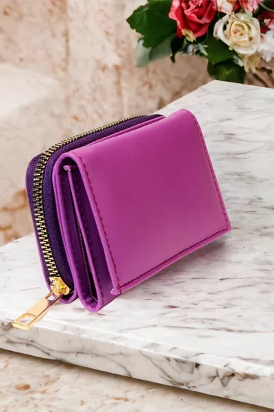 Accessorio portacarte portafoglio viola elegante da donna con cerniera e scomparto per monete a scatto