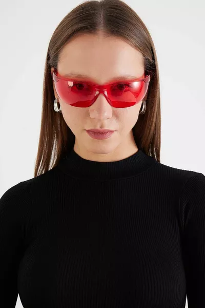 بلوزة قصيرة غير ملحومة بأكمام طويلة 