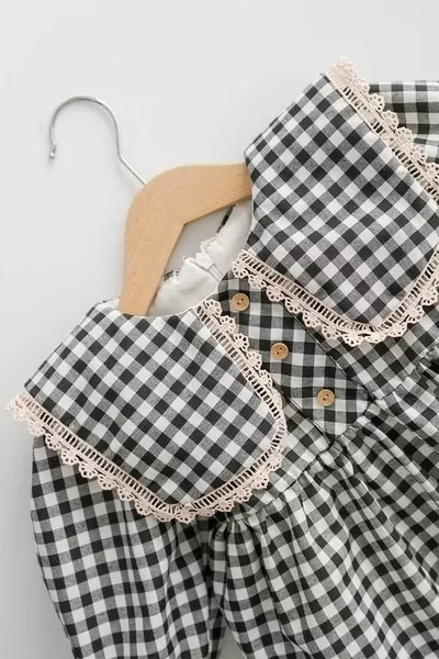 بيفرلي غينغهام الوردي فيستو مفصلة واسعة خط العنق القطن اصطف اللباس