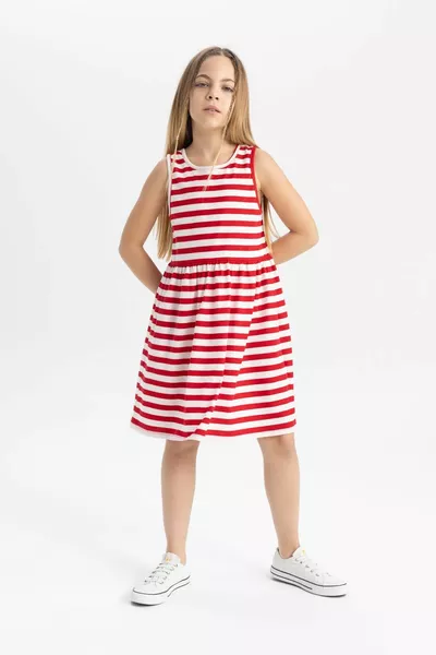 الفتيات بلا أكمام مخطط اللباس sm