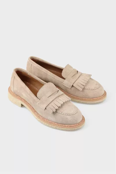 جلد بيج نسائي لوفر