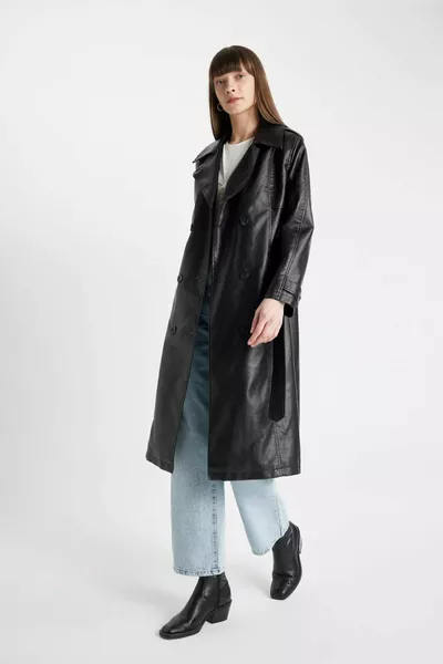 Trench in ecopelle idrorepellente Collo doppiopetto con tasche con cintura SP