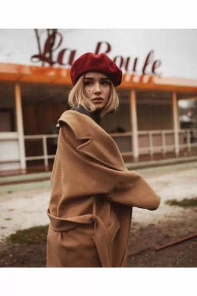 رسام فرنسي صوف أسترالي شعر قبعة صغيرة بورجوندي