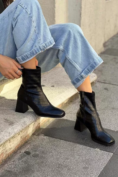 Sablex Черен шарен цип Детайл Тъпи пръсти Дамски ботуши на ток