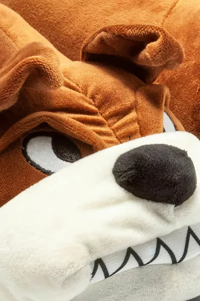 Twıgy غاضب ذكر باندوف () k تي غاضب م