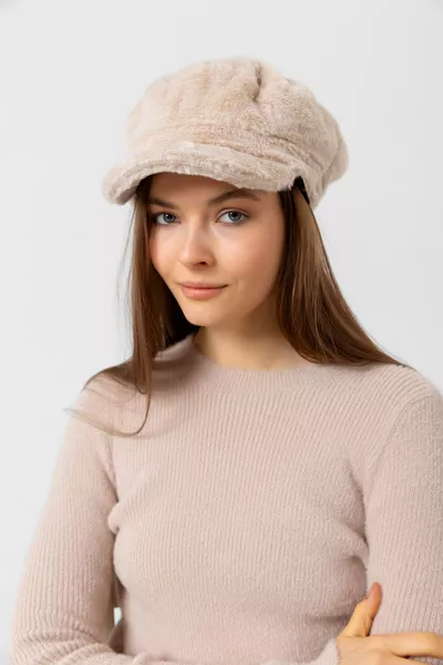 Бежевая зимняя шапка с толстым ворсом, теплый пушистый мех, текстурированный аксессуар 