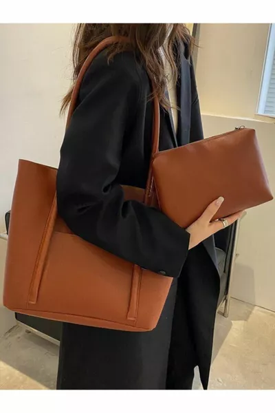 Кафява чанта за кученце