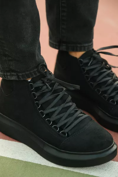 حذاء رجالي أسود من جلد الغزال الأسود 