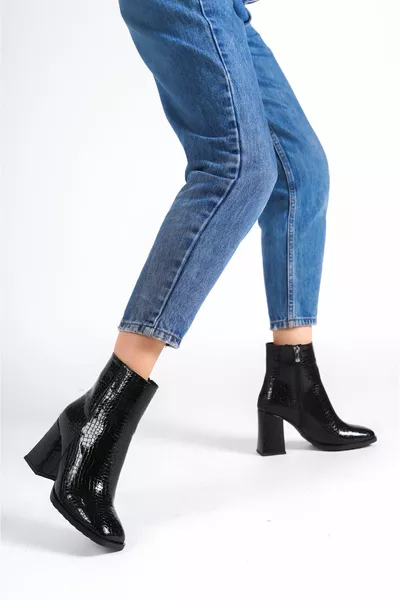 Дамски елитни ботуши с тъпи пръсти на ток